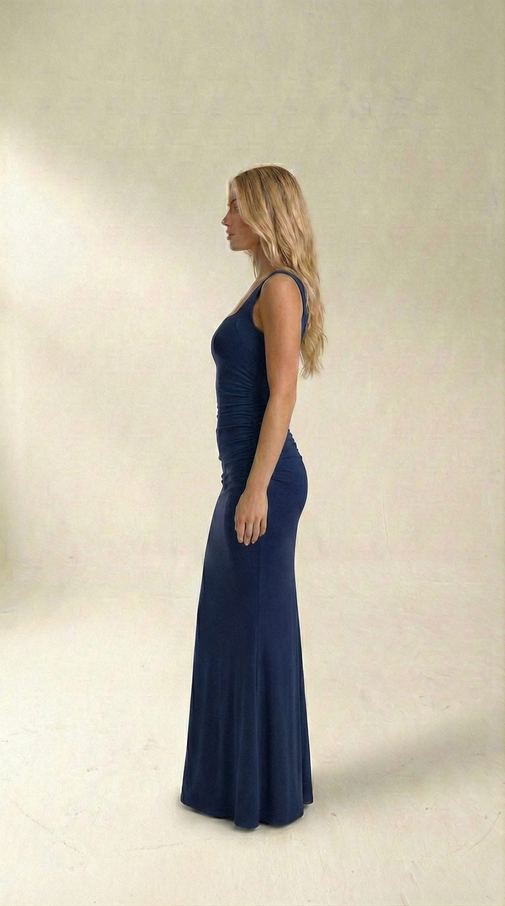 Vestido Longo Modelador Midi Andressa